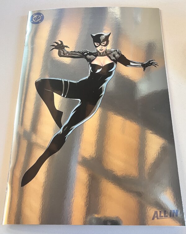 Catwoman 69 D Foil Variant scaled