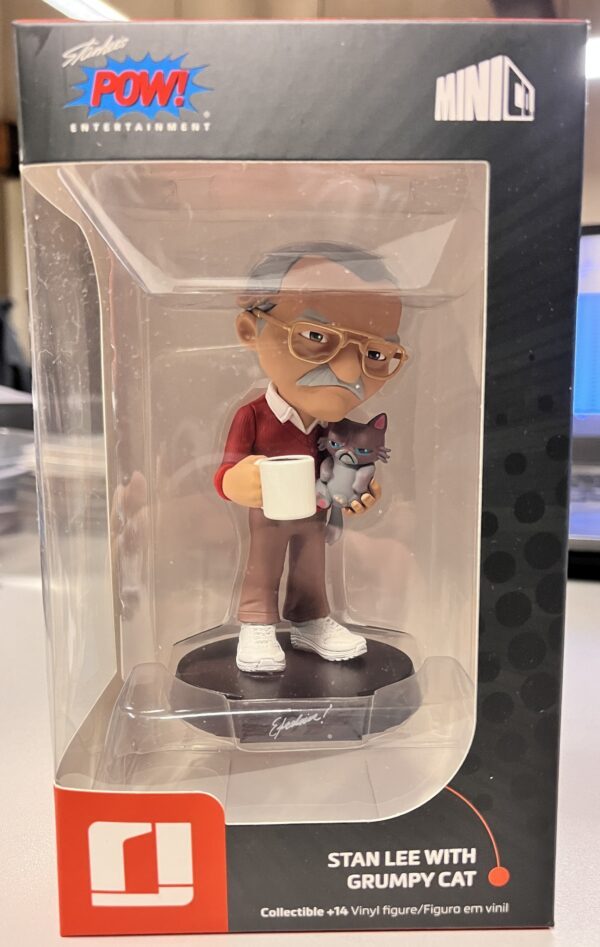 Stan Lee with Grumpy Cat 1 scaled