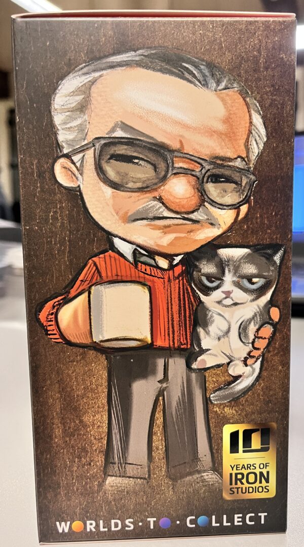 Stan Lee with Grumpy Cat 4 scaled