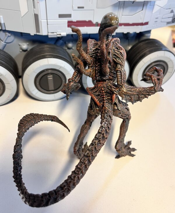 Warrior Alien Resurrection McFarlane 4 scaled