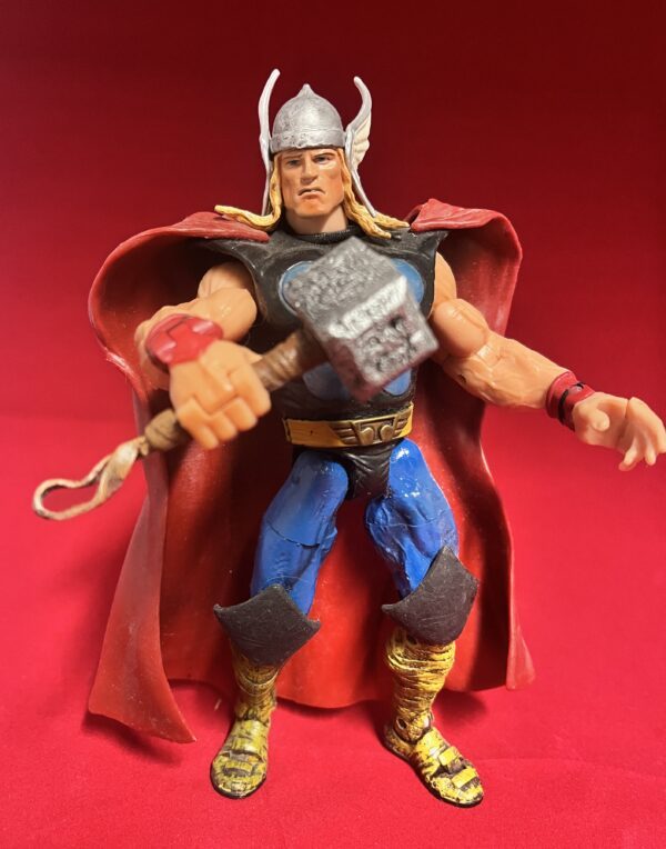 Marvel Legends Mighty Thor Toy Biz Action Figure 2003