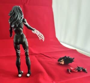 Marvel Legends Silk 6" Action Figure - Image 3