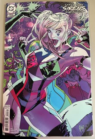 Gotham City Sirens Unfit for Orbit #2 Guillem March Connecting Variant (DC Comics)