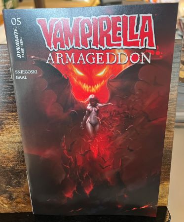 Vampirella Armageddon #5 cover A (Dynamite Entertainment)