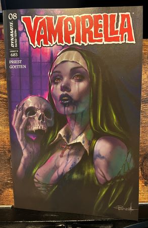 Vampirella #8 cover N Lucio Parrillo Ultraviolet Bonus FOC variant (Dynamite Entertainment)